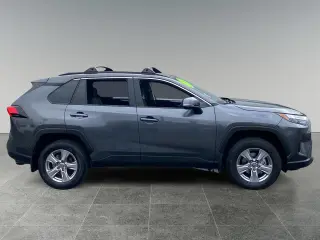 Toyota RAV4 2023 XLE 4dr SUV