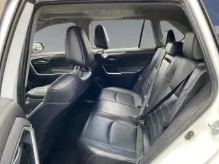 Toyota RAV4 2023 XLE Premium 4dr SUV