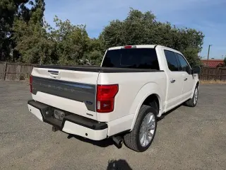 Ford F-150 2018 4x4 XLT 4dr SuperCrew 5.5 ft. SB
