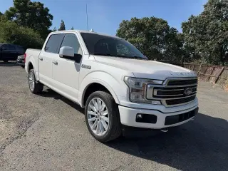 Ford F-150 2018 4x4 XLT 4dr SuperCrew 5.5 ft. SB