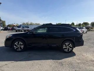 Subaru Outback 2022 AWD Limited 4dr Crossover