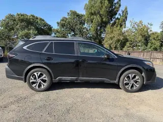 Subaru Outback 2022 AWD Limited 4dr Crossover
