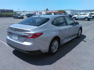 Toyota Camry 2025 SE 4dr Sedan