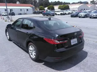Toyota Camry 2025 SE 4dr Sedan