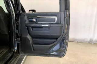 Ram 1500 2018 4x2 Laramie Limited 4dr Crew Cab 5.5 ft. SB Pickup