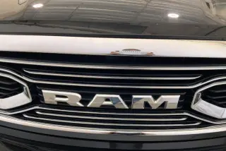 Ram 1500 2018 4x2 Laramie Limited 4dr Crew Cab 5.5 ft. SB Pickup