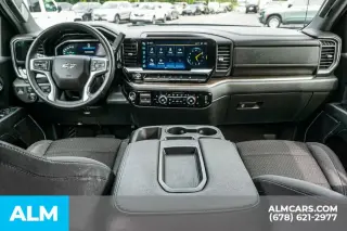 Chevrolet Silverado 1500 2023 4x4 RST 4dr Crew Cab 5.8 ft. SB