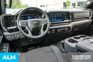 Chevrolet Silverado 1500 2023 4x4 RST 4dr Crew Cab 5.8 ft. SB