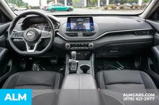 Nissan Altima 2022 2.5 SV 4dr Sedan