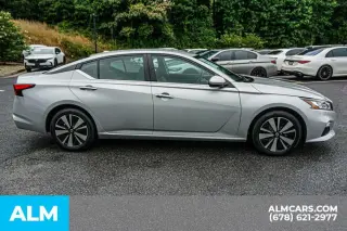 Nissan Altima 2022 2.5 SV 4dr Sedan