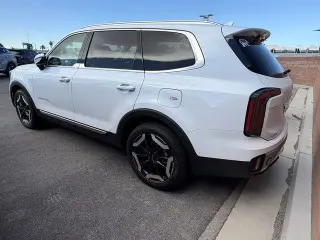 Kia Telluride 2024 EX 4dr SUV