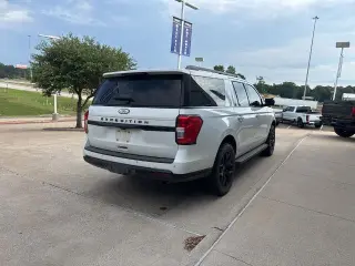 Ford Expedition MAX 2023 4x2 XLT 4dr SUV