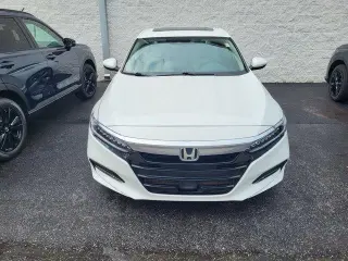 Honda Accord 2018 Touring 4dr Sedan (1.5T I4)