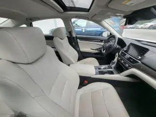 Honda Accord 2018 Touring 4dr Sedan (1.5T I4)