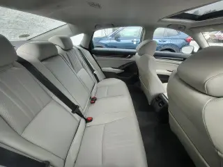 Honda Accord 2018 Touring 4dr Sedan (1.5T I4)