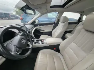 Honda Accord 2018 Touring 4dr Sedan (1.5T I4)