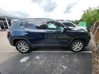 Jeep Compass 2024 4x4 Latitude Lux 4dr SUV