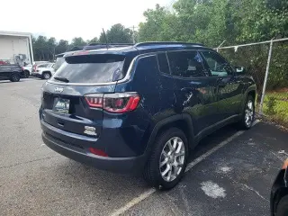 Jeep Compass 2024 4x4 Latitude Lux 4dr SUV