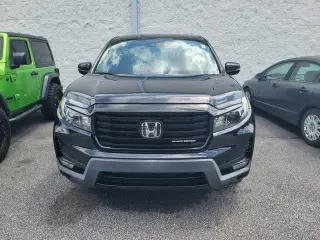 Honda Ridgeline 2023 AWD Black Edition 4dr Crew Cab 5.3 ft. SB