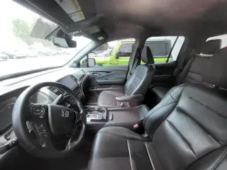 Honda Ridgeline 2023 AWD Black Edition 4dr Crew Cab 5.3 ft. SB