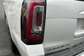 GMC Yukon XL 2018 4x4 SLT 4dr SUV