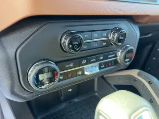 Ford Bronco 2024 4x4 Outer Banks 4dr SUV