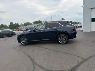 Genesis GV70 2025 AWD 2.5T Standard 4dr SUV