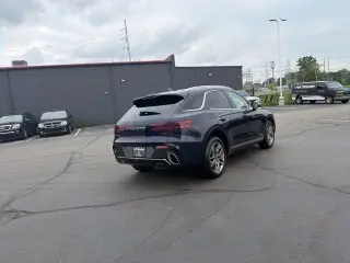 Genesis GV70 2025 AWD 2.5T Standard 4dr SUV