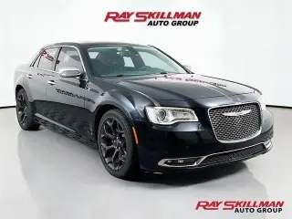 Chrysler 300 2019 Limited 4dr Sedan