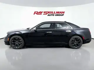 Chrysler 300 2019 Limited 4dr Sedan