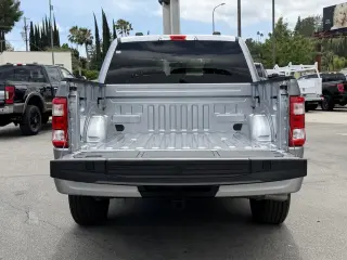 Ford F-150 2023 4x2 XL 4dr SuperCrew 5.5 ft. SB