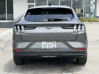 Ford Mustang Mach-E 2023 Select 4dr SUV