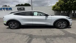 Ford Mustang Mach-E 2023 AWD Select 4dr SUV