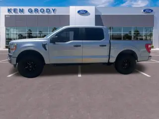 Ford F-150 2021 4x4 XL 4dr SuperCrew 5.5 ft. SB