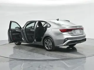 Kia Forte 2022 FE 4dr Sedan