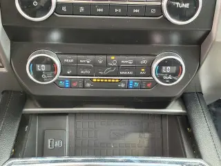 Ford Expedition 2020 4x4 XLT 4dr SUV