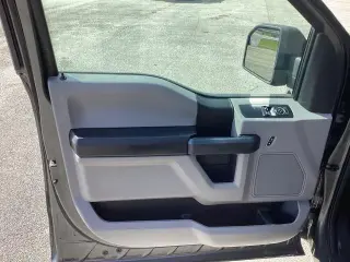 Ford F-150 2018 4x2 XL 2dr Regular Cab 6.5 ft. SB