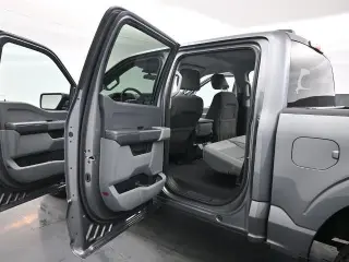 Ford F-150 2023 4x4 XLT 4dr SuperCrew 5.5 ft. SB