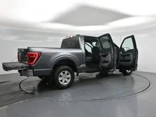 Ford F-150 2023 4x4 XLT 4dr SuperCrew 5.5 ft. SB