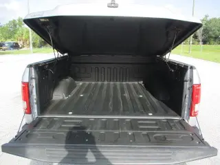 Ford F-150 2017 4x2 Lariat 4dr SuperCrew 5.5 ft. SB