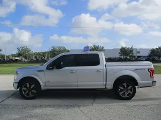 Ford F-150 2017 4x2 Lariat 4dr SuperCrew 5.5 ft. SB