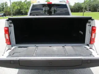 Ford F-150 2023 4x2 Lariat 4dr SuperCrew 6.5 ft. SB