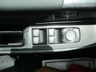 Ford F-150 2023 4x2 Lariat 4dr SuperCrew 6.5 ft. SB