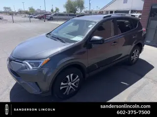 Toyota RAV4 2018 AWD LE 4dr SUV