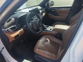 Toyota Highlander 2020 AWD Platinum 4dr SUV