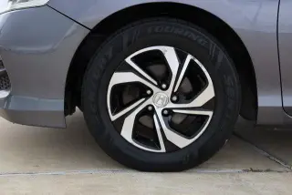 Honda Accord 2016 LX 4dr Sedan CVT