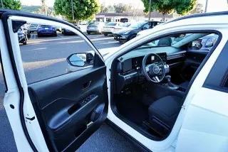 Hyundai KONA 2026 SEL Sport 4dr SUV