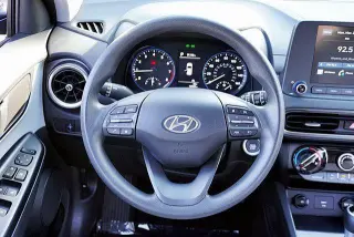 Hyundai KONA 2023 SEL 4dr Crossover