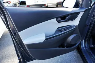 Hyundai KONA 2023 SEL 4dr Crossover