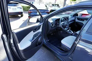 Hyundai KONA 2023 SEL 4dr Crossover